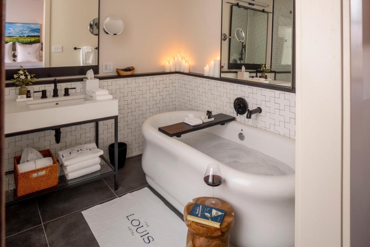 The Louis Hotel Wilson Екстериор снимка